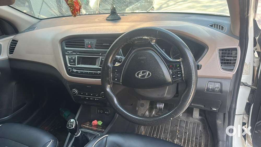 Hyundai I20 2015 Diesel 150000 Km Driven