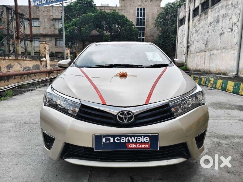 Toyota Corolla Altis 1.8 J, 2016, Petrol