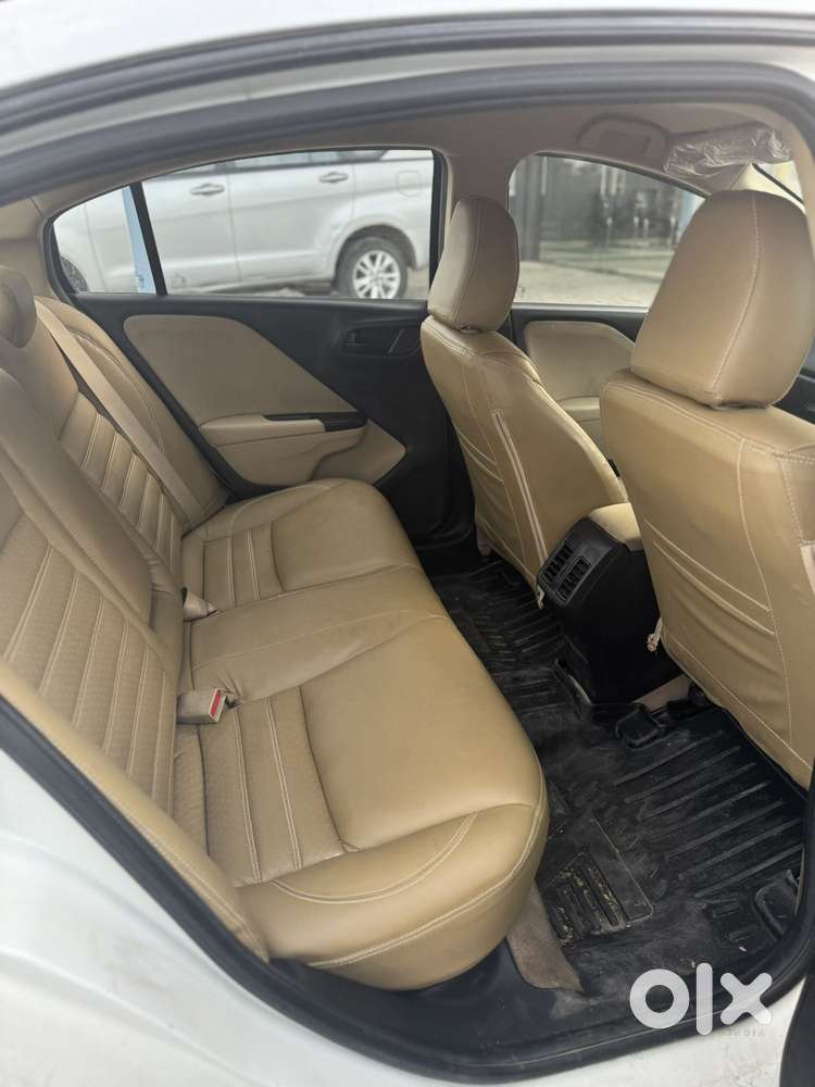 Honda City I-vtec Sv, 2017, Petrol