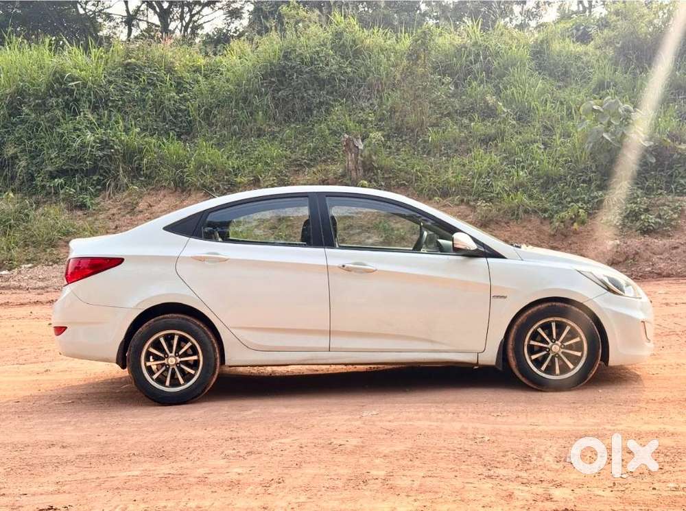 Hyundai Verna 2012 Diesel Well Maintained  New Tyres  90k Driven