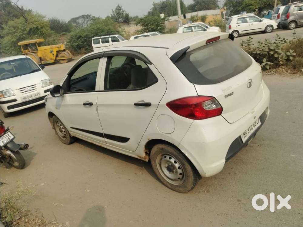 Tata Tiago Xe, 2019, Petrol
