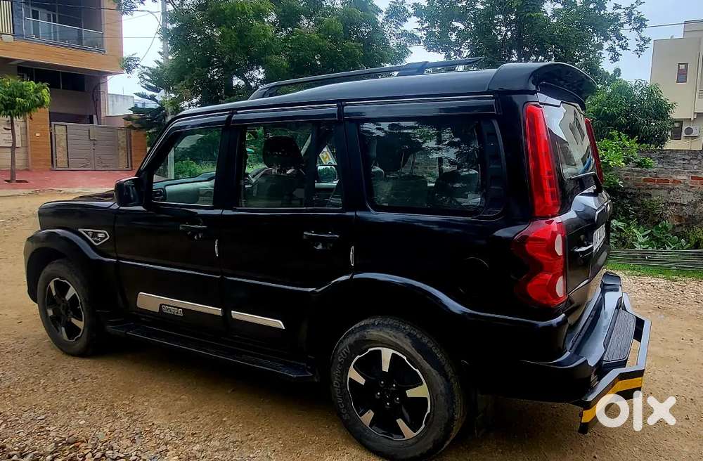 Mahindra Scorpio Classic 2022
