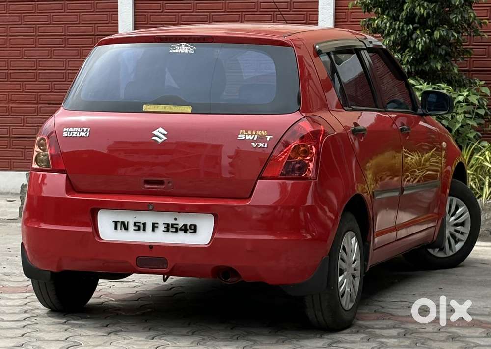 Maruti Suzuki Swift Vxi Bsiv, 2010, Petrol