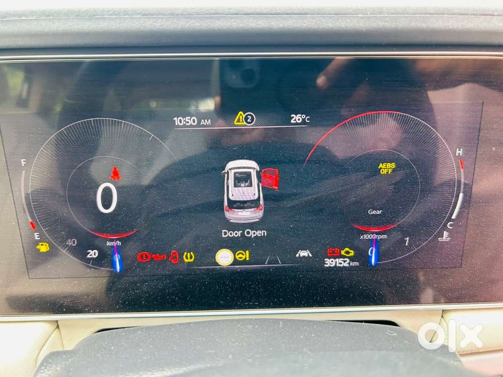 Mahindra Xuv700 2.2 Ax 7 Diesel Mt Luxury Pack Str, 2022, Diesel