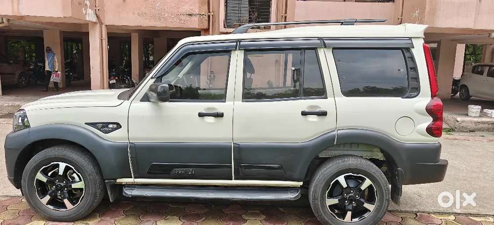Mahindra Scorpio Classic 2.2 S Mt 2025
