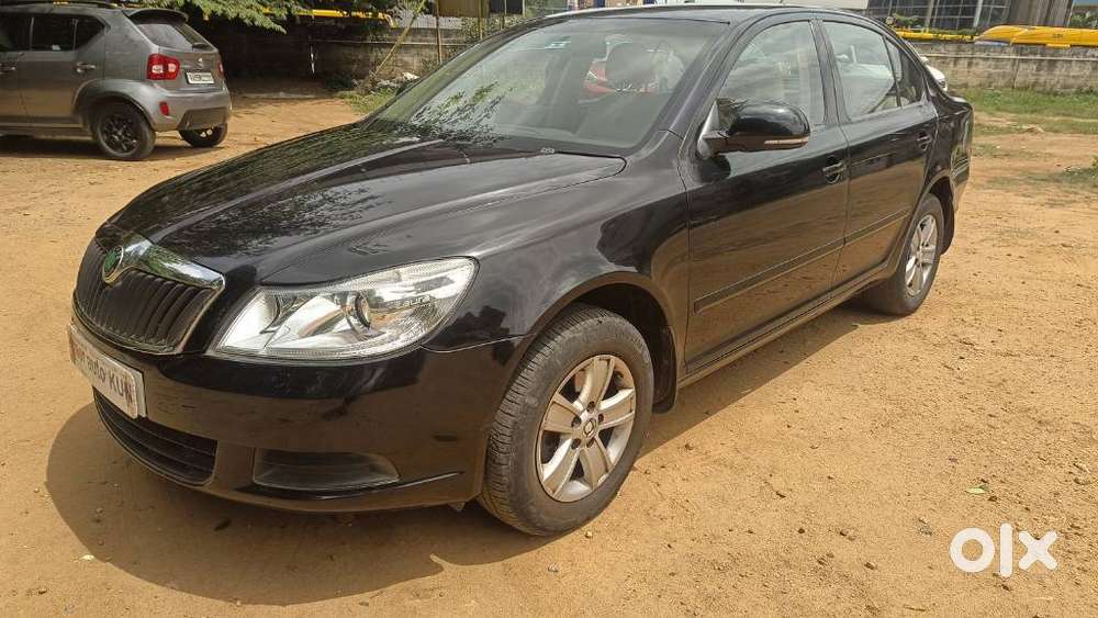 Skoda Laura Classic 1.8 Tsi, 2012, Petrol