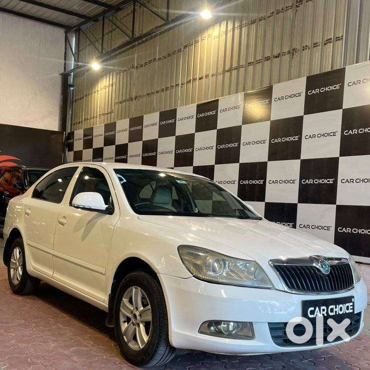 Skoda Laura 2.0 Tdi At L And K, 2011, Diesel