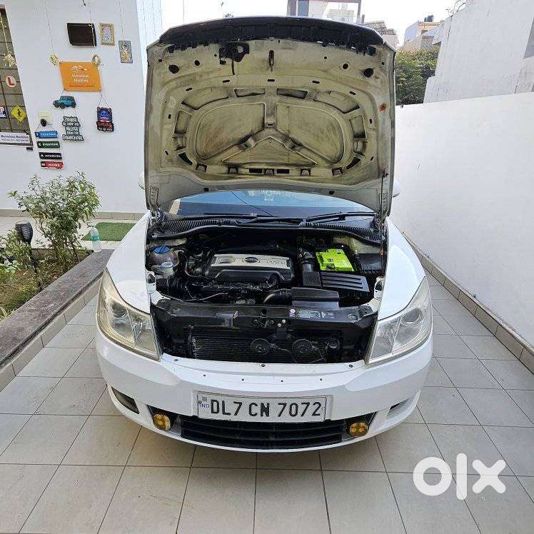 Skoda Laura 1.8 Tsi Ambition, 2013, Petrol