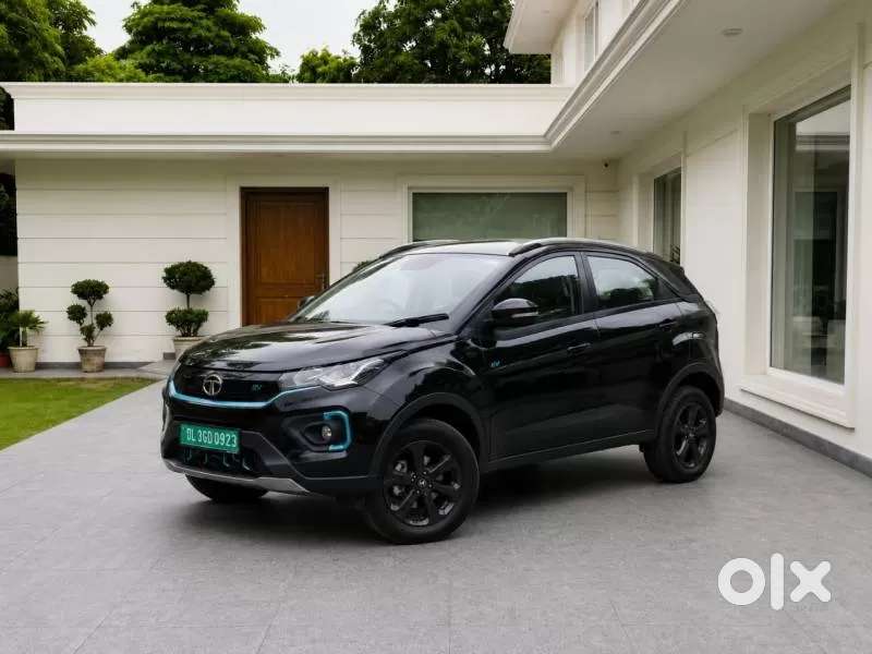 Tata Nexon EV XZ Plus dark edition, 2021, Electric - Photo 2