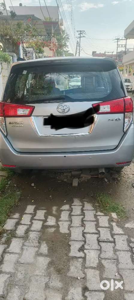 Toyota Innova Crysta 2017 Diesel 125000 Km Driven