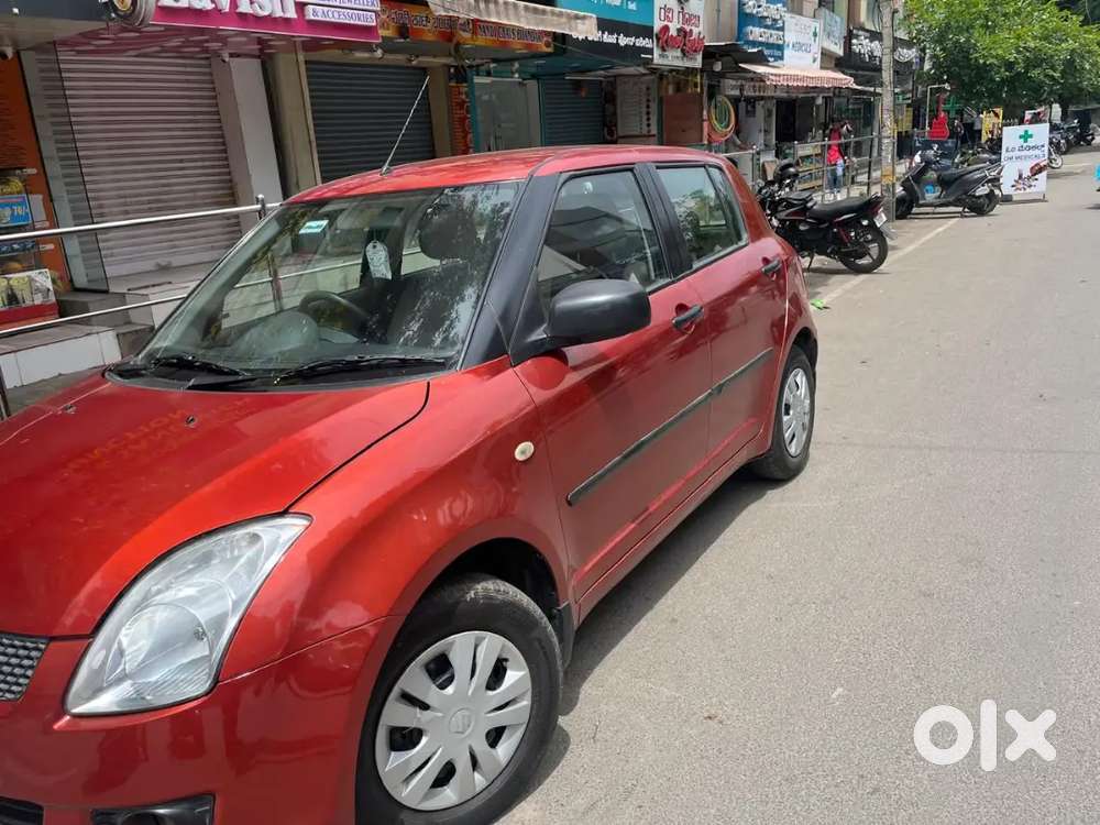 Maruti Suzuki Dzire 2009 Petrol 66189 Km Driven