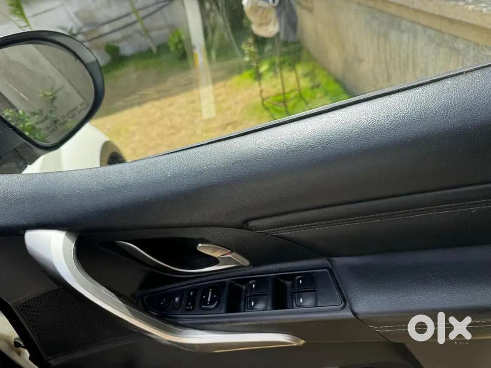 Mahindra Xuv500 W11 Automatic 2018 Diesel 145000 Km Drivenq