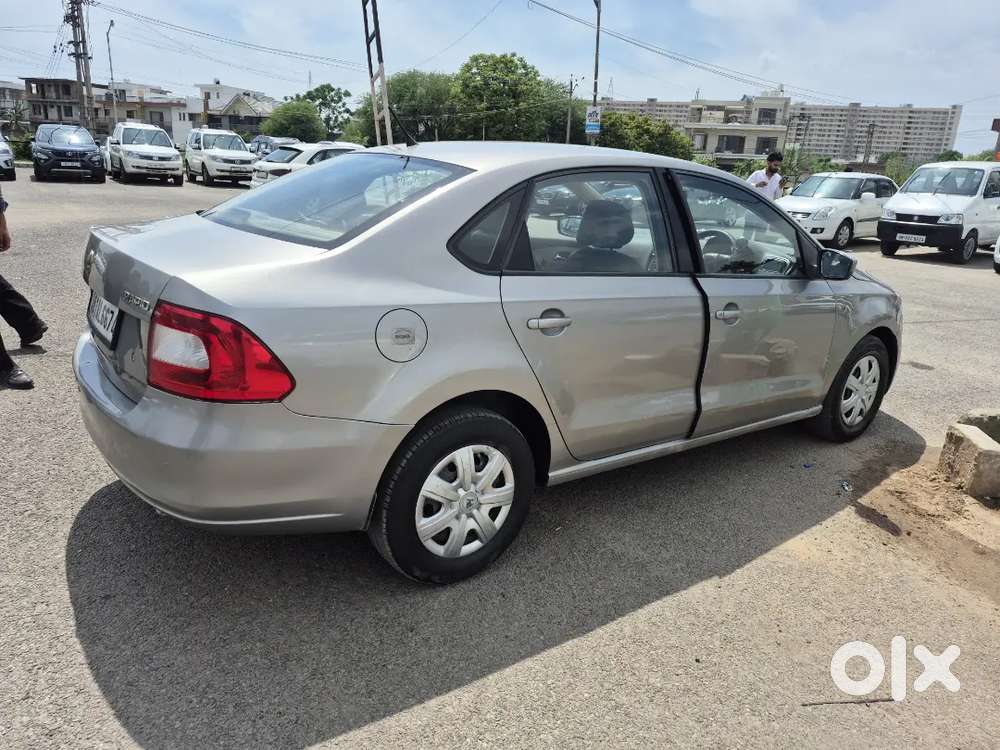 Skoda Rapid 2012 Diesel 118000 Km Driven