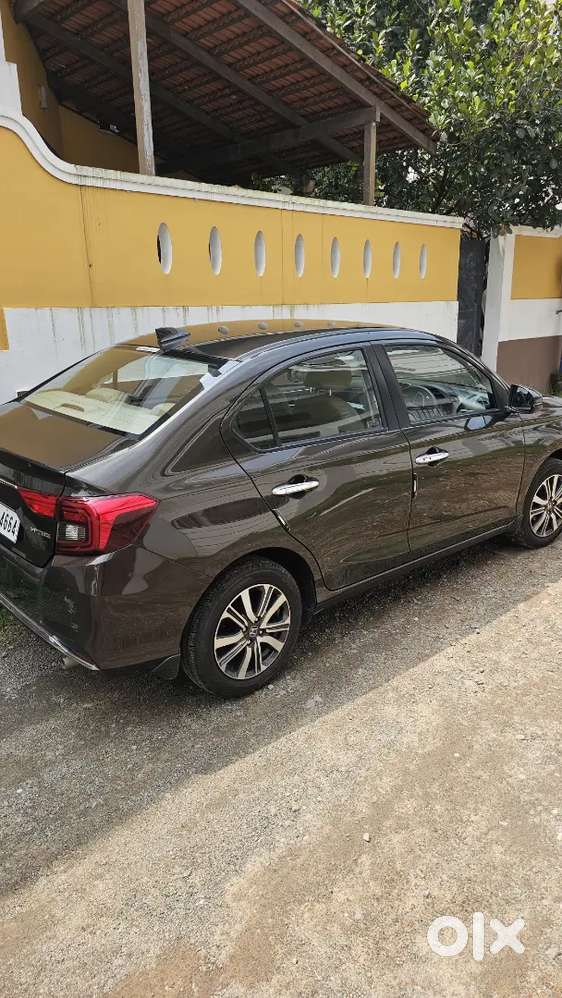 Honda Amaze Vx Petrol 2023