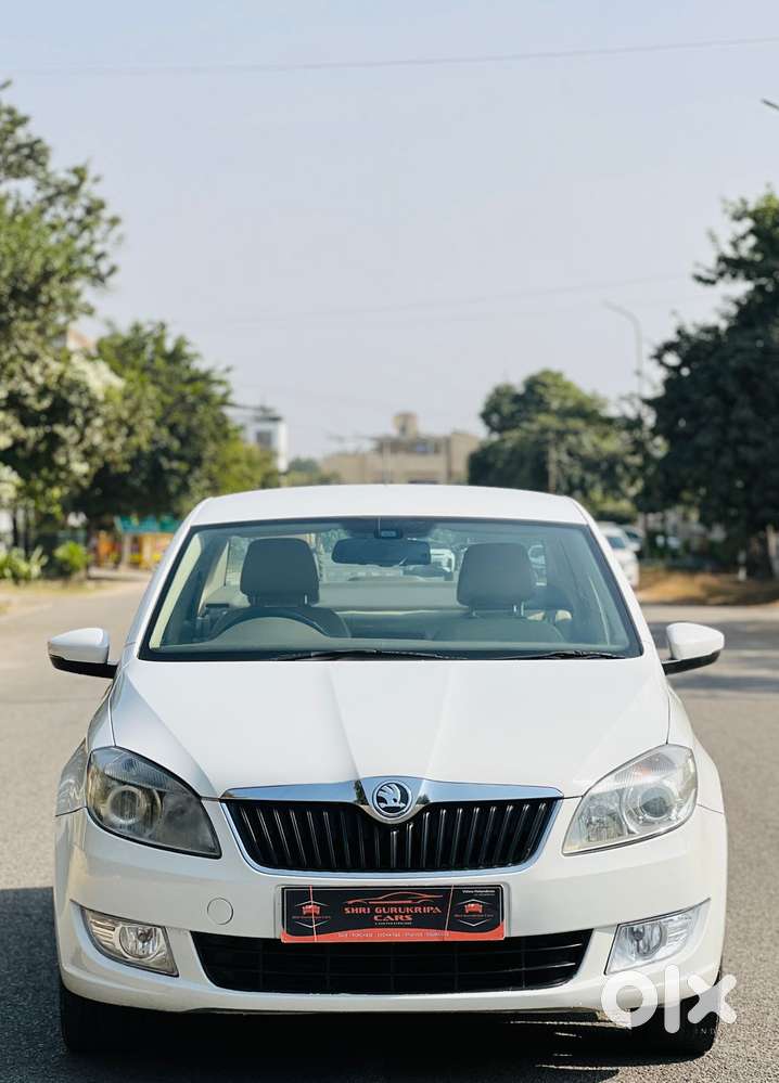 Skoda Rapid 1.6 Mpi Ambition, 2015, Diesel