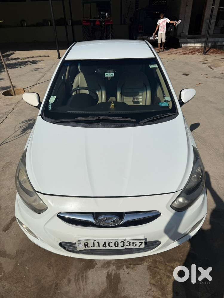 Hyundai Fluidic Verna 2012 Diesel 213800 Km Driven