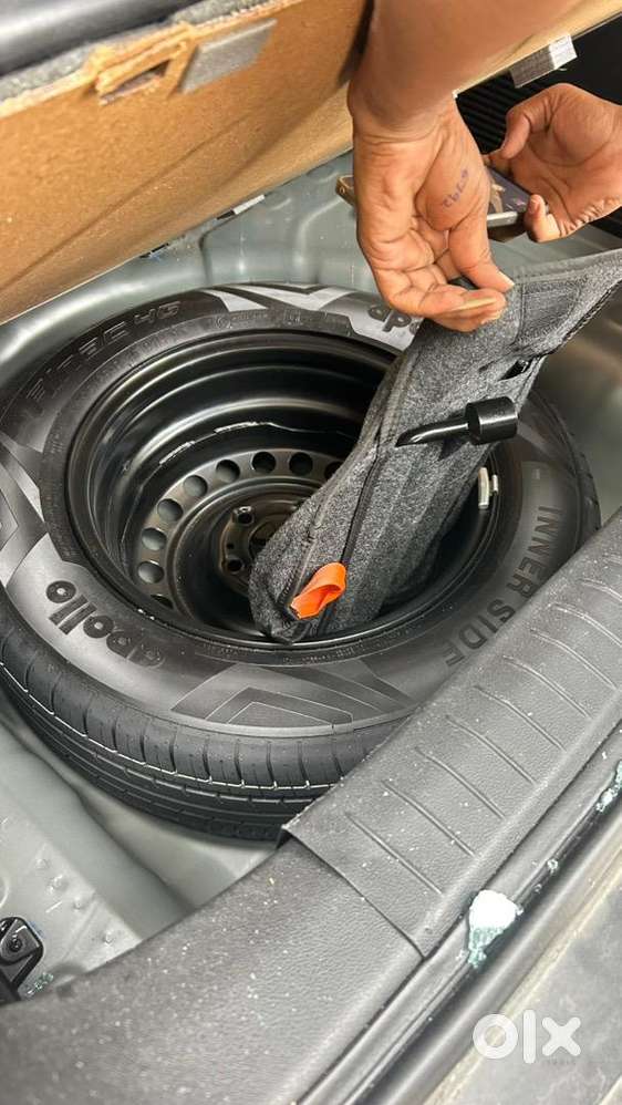 Hyundai Venue 2023 Petrol Good Condition With Sunroof