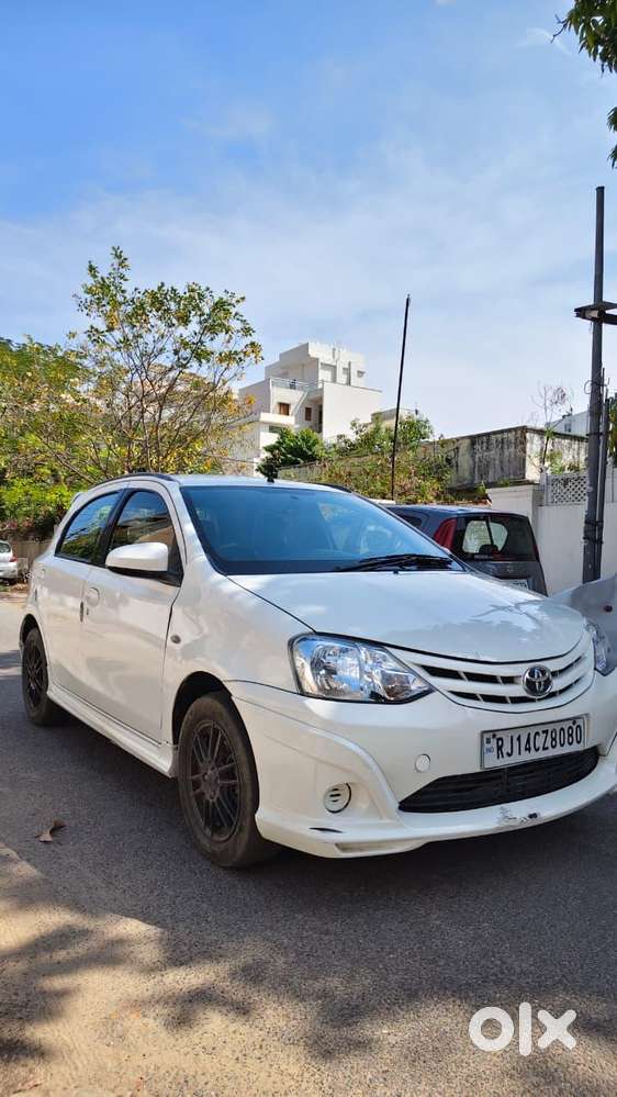 Toyota Etios Liva Trd Sportivo Petrol Ltd, 2014, Petrol