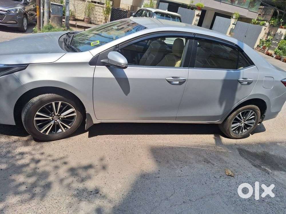 Toyota Corolla Altis 2013-2017 Vl At, 2017, Petrol