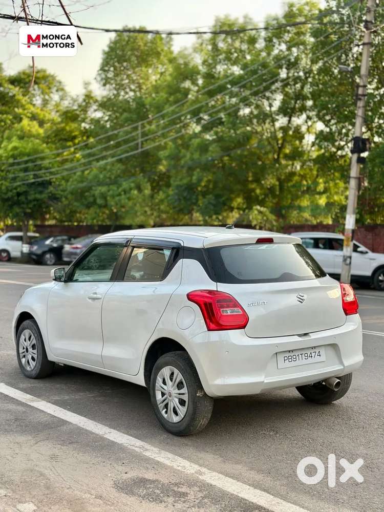 Maruti Suzuki Swift Vxi, 2023, Petrol