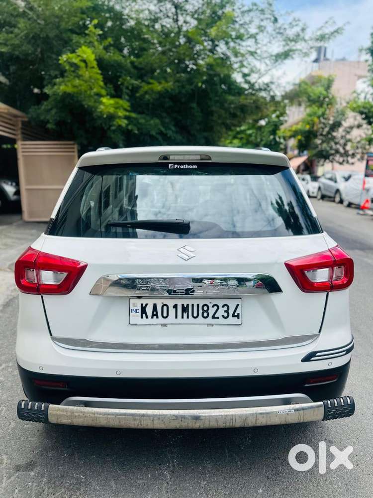 Maruti Suzuki Brezza 1.5 Zxi Smart Hybrid Dual Tone, 2020, Petrol