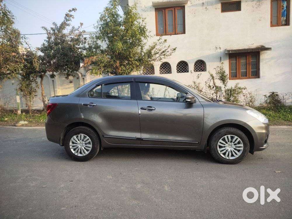 Maruti Suzuki Swift Dzire 1.3 Vxi, 2021, Petrol