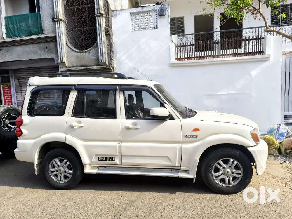 Mahindra Scorpio Getaway 2011 Diesel Well Maintained