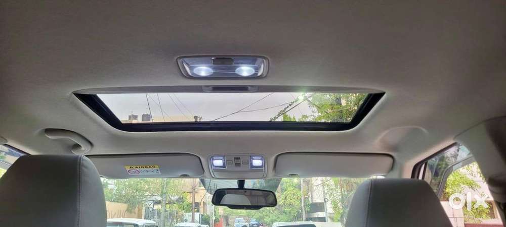 Kia Seltos White Htx + Petrol Car 2022