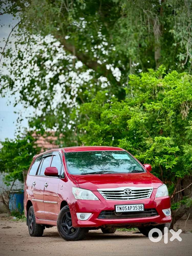 Innova 2012 Model