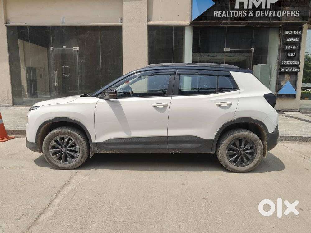 Skoda Kylaq Signature, 2026, Petrol