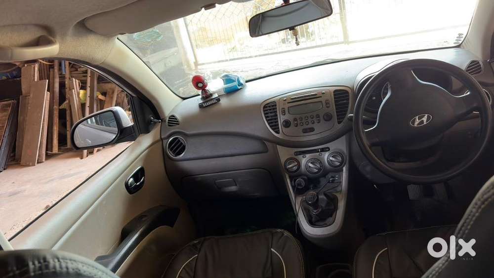 Hyundai Manual Petrol 2016
