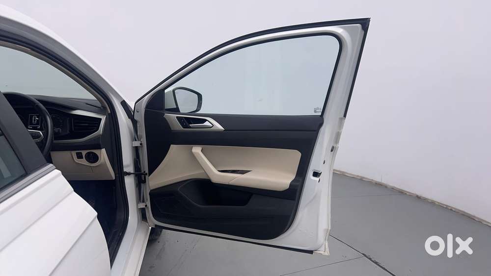 Volkswagen Virtus Highline Plus 1.0 Tsi At, 2022, Petrol
