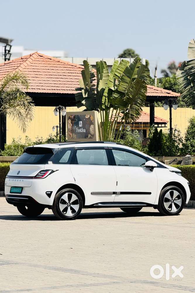 Mg Windsor Ev Essence, 2024, Electric