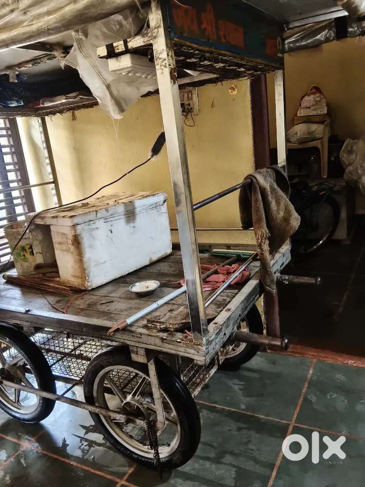 Ambassador Grand 2004 Electric