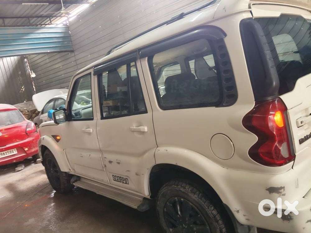 Mahindra Scorpio S4 Plus, 2017, Diesel