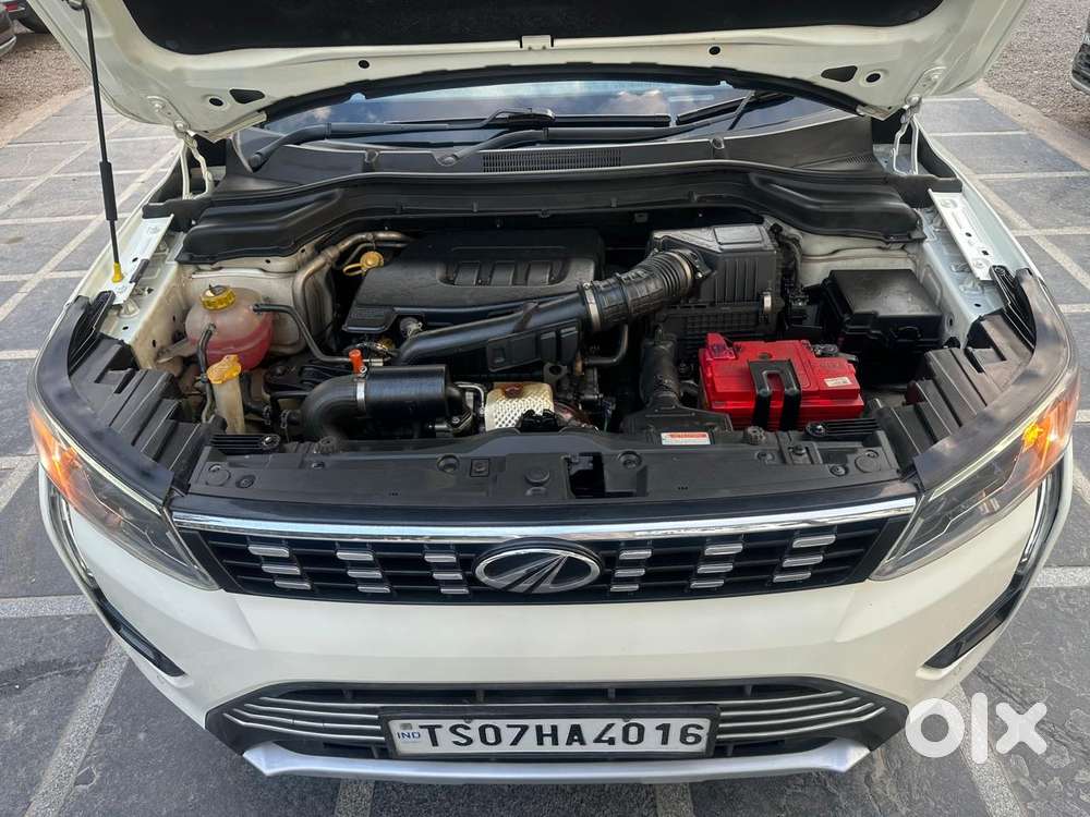 Mahindra Xuv300 W8 Option, 2019, Petrol