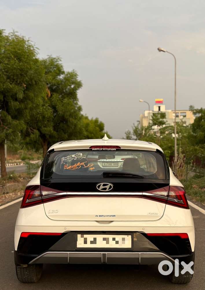 Hyundai I20 Asta 1.2 Mt Dual Tone, 2025, Petrol