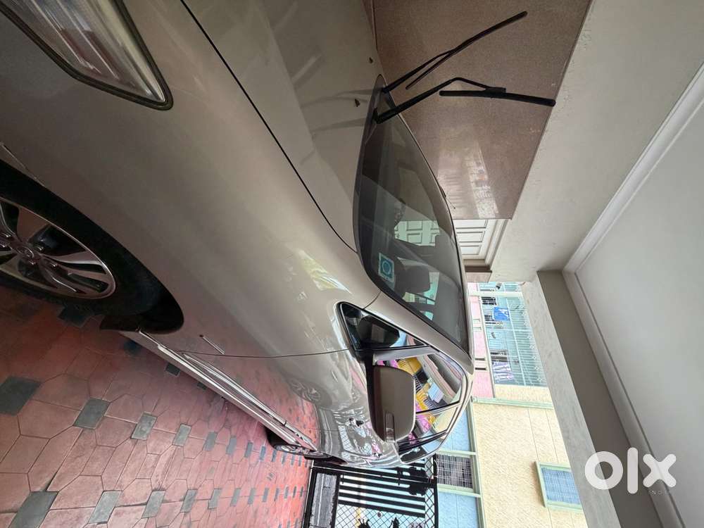 2015 Toyota Innova 2.5 Vx Diesel Manual 8-seater - Good Condition