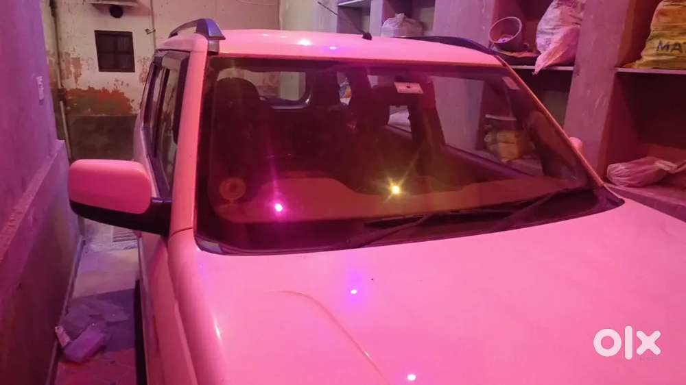 Mahindra Tuv 300 2015