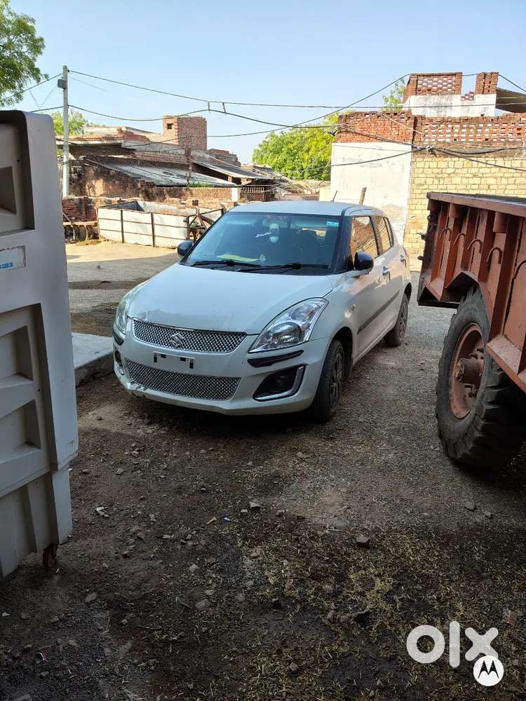 Maruti Suzuki Swift Vxi 2018