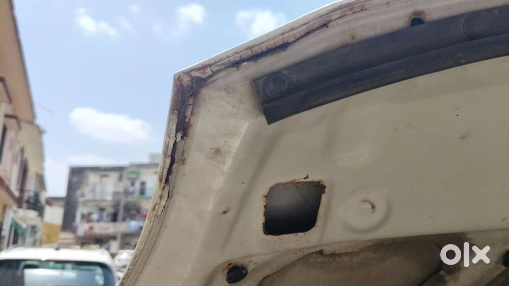 Maruti Swift Petrol 2011