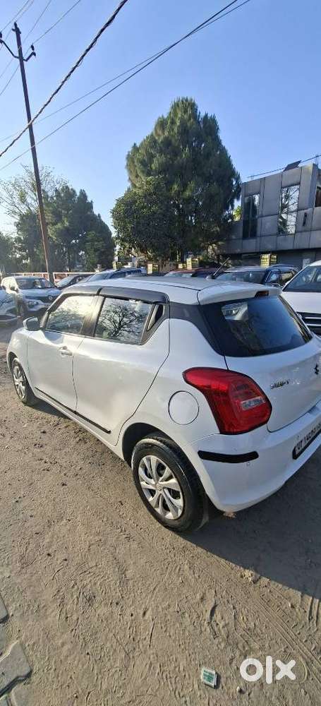 Maruti Suzuki Swift Vxi + Manual, 2020, Petrol
