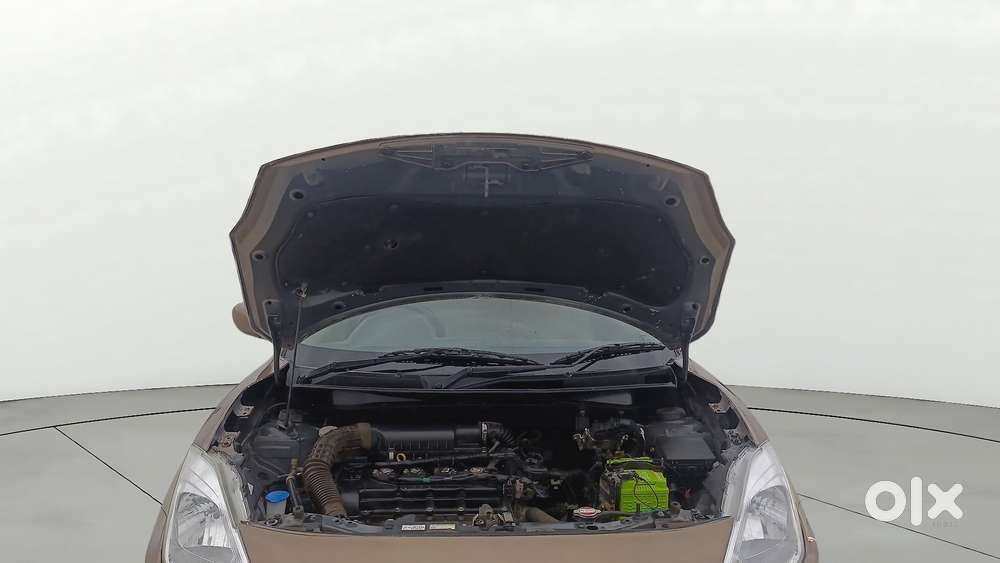 Maruti Suzuki Swift Dzire 1.2 Lxi Bsiv, 2018, Petrol