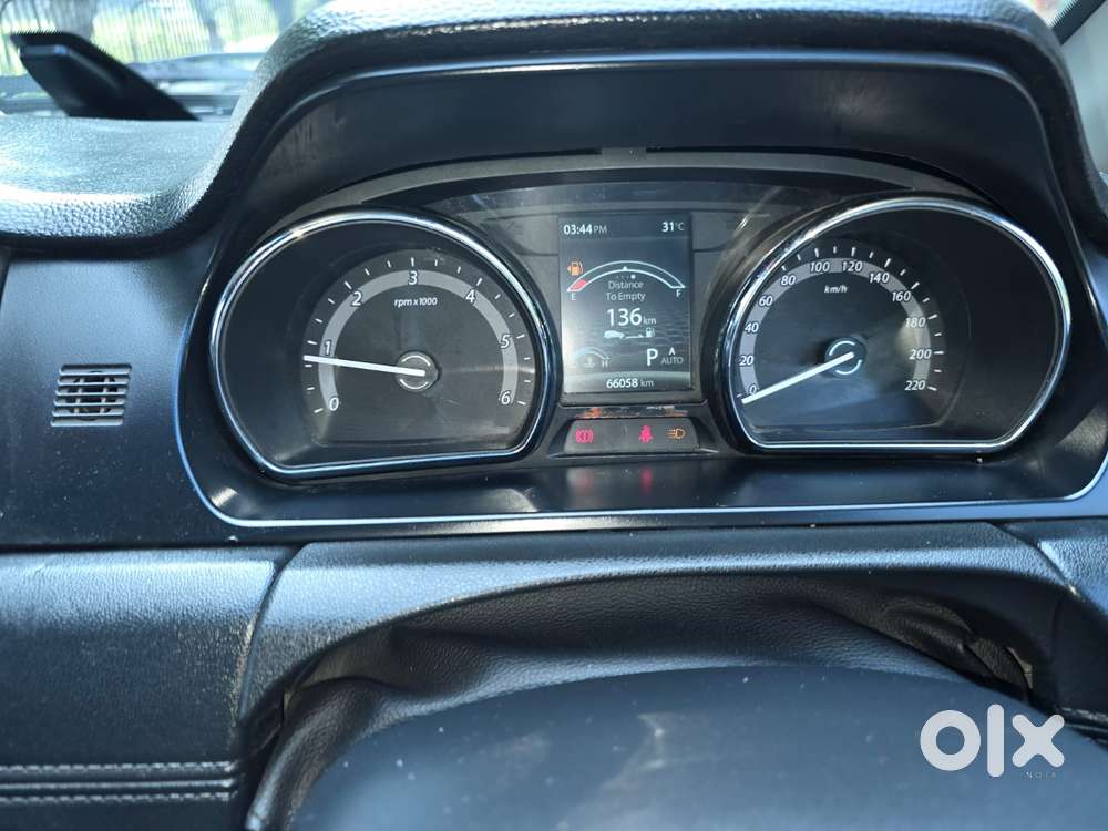 Tata Hexa 2.2 Xta 4x2 7 Str, 2018, Diesel