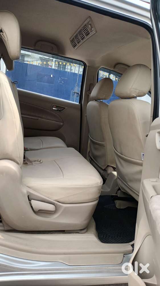 Maruti Suzuki Ertiga Zxi, 2013, Petrol
