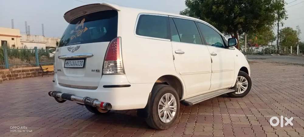 Toyota Innova 2011 Diesel Well Maintained