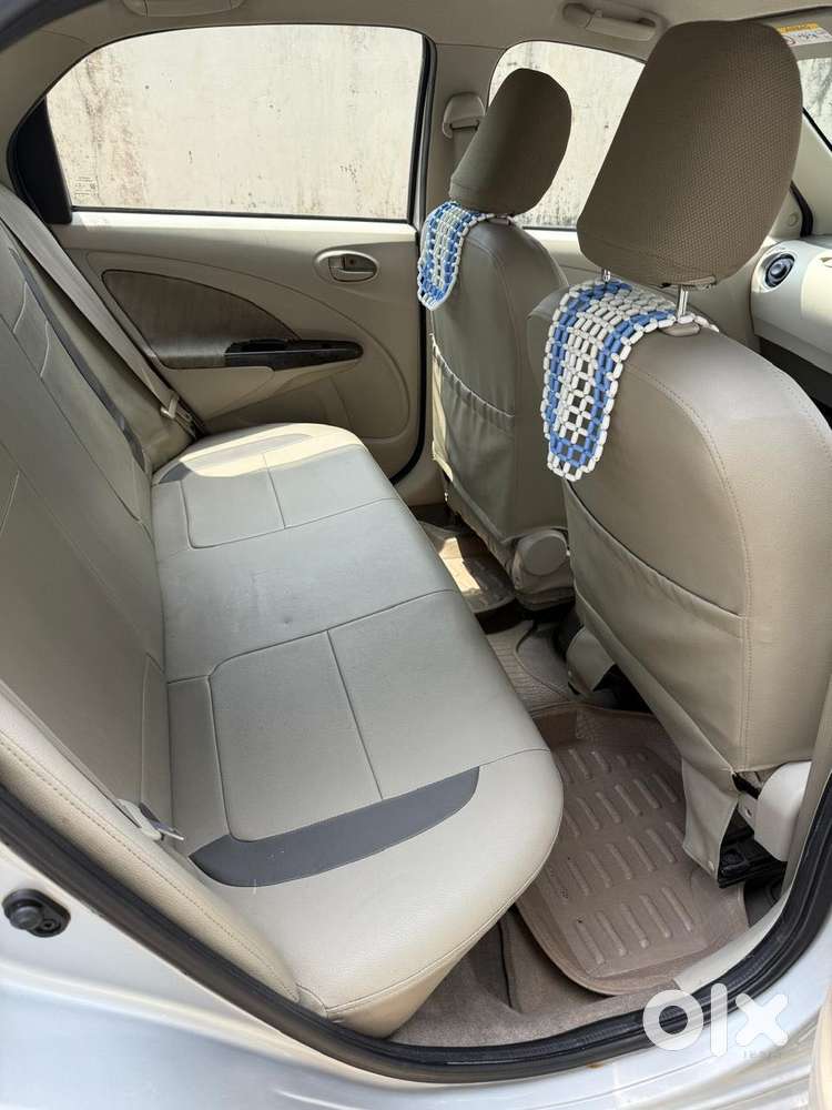 Toyota Etios Vx Limited Edition, 2016, Petrol