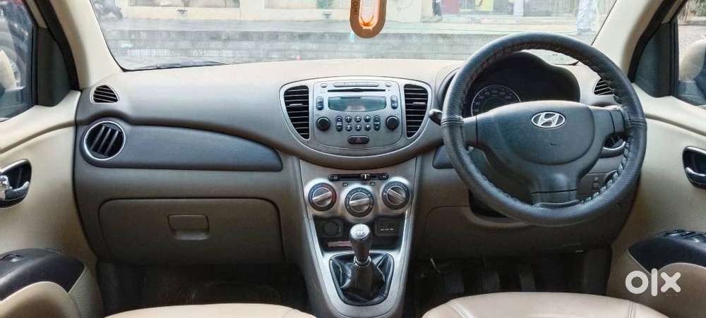 Hyundai I10 Sportz, 2012, Petrol