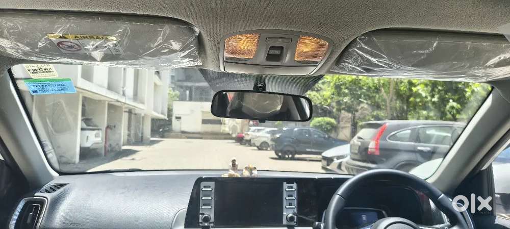Kia Sonet 2025 Petrol 6000 Km Driven
