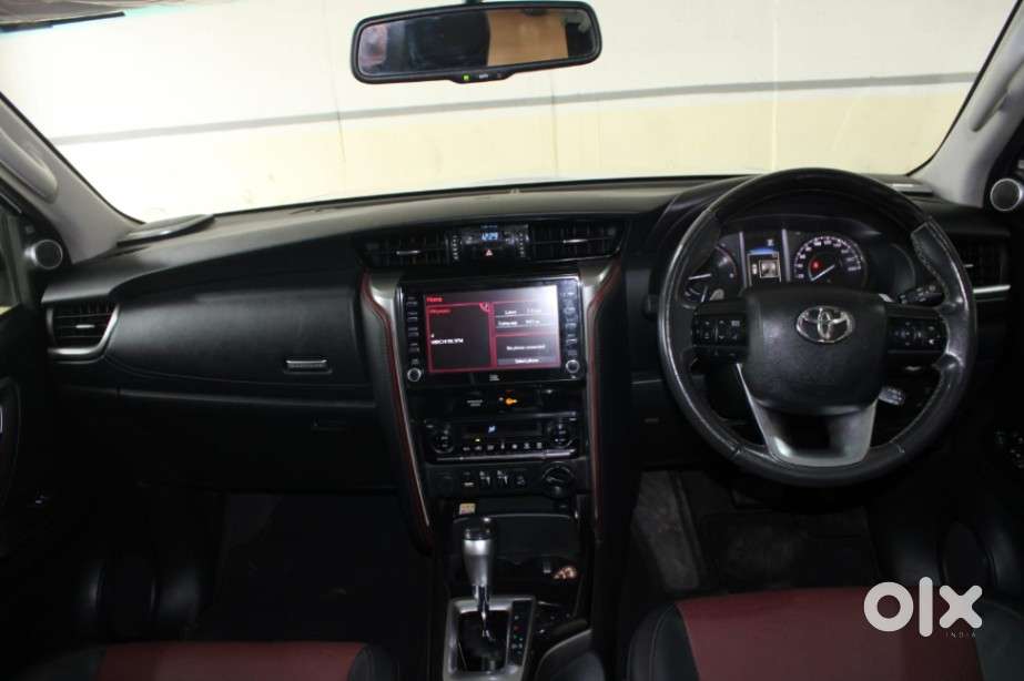 Toyota Fortuner Legender 4x4 At 2.8, 2022, Diesel